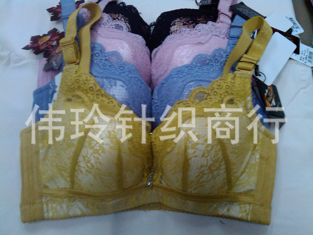 <em>3线品牌</em> 黛格莉8015定型聚拢调整型<em>文胸</em> - <em>3线</em>