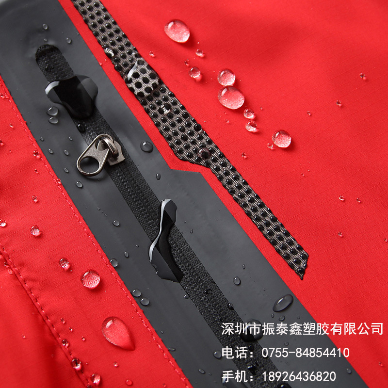 登山服防水性能展示——ptfe防水透气膜