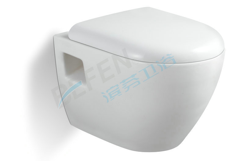 厂家批发 2476专业挂墙座便器 陶瓷蹲便器 挂墙