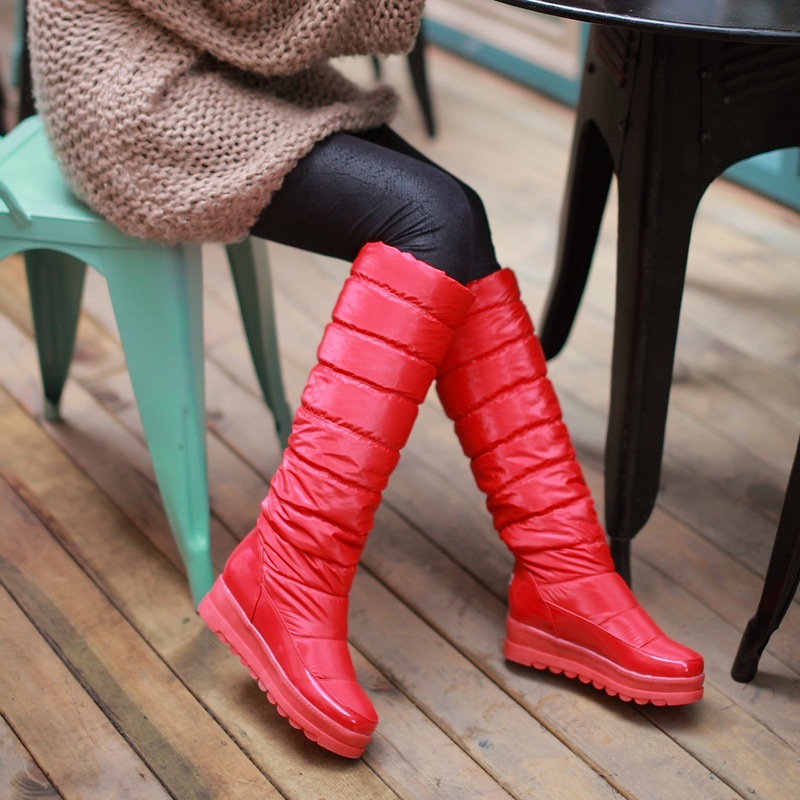 韩版<em>女式</em>女靴<em>品牌</em>女鞋雪地靴高筒靴厚底百搭保