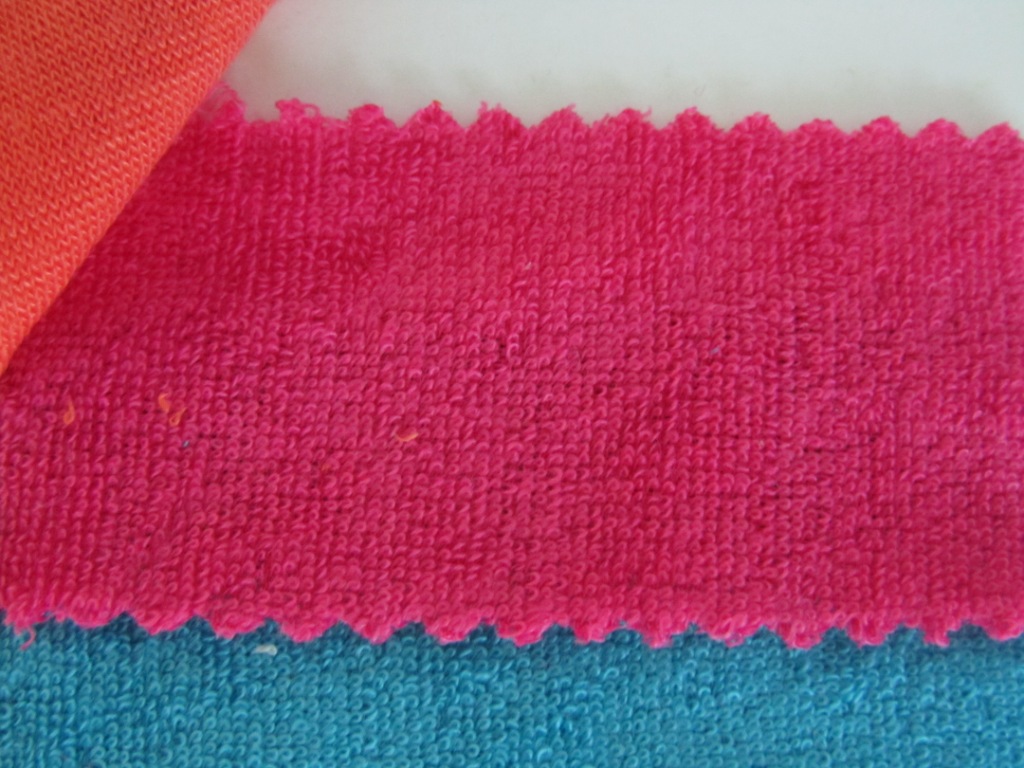 涤纶面料-现货供应:全涤毛巾布 割绒\/梭织\/全棉