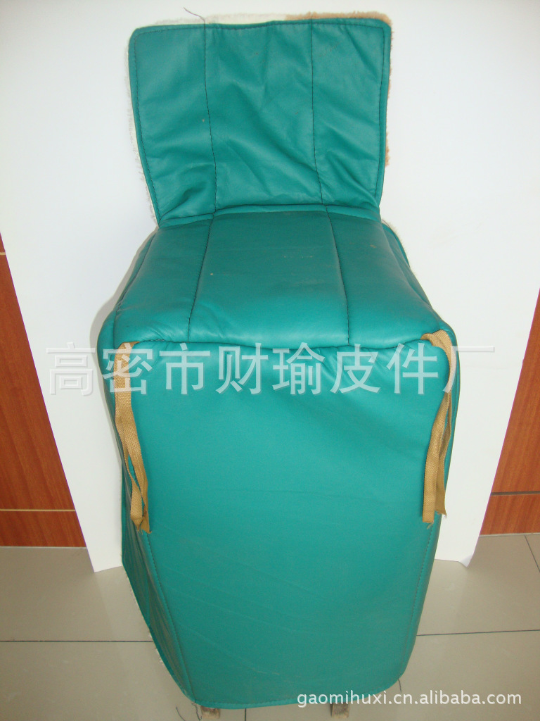 仿真皮护腹挡风被2（颜色多种）