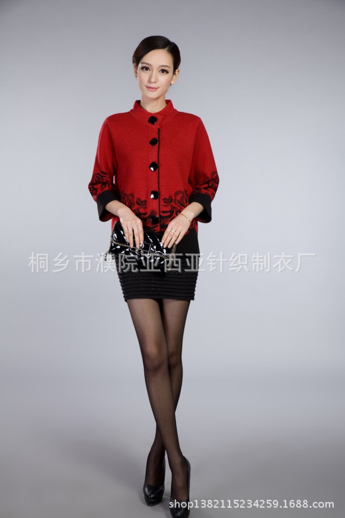 2013秋冬尊贵妈妈装新款羊毛衫