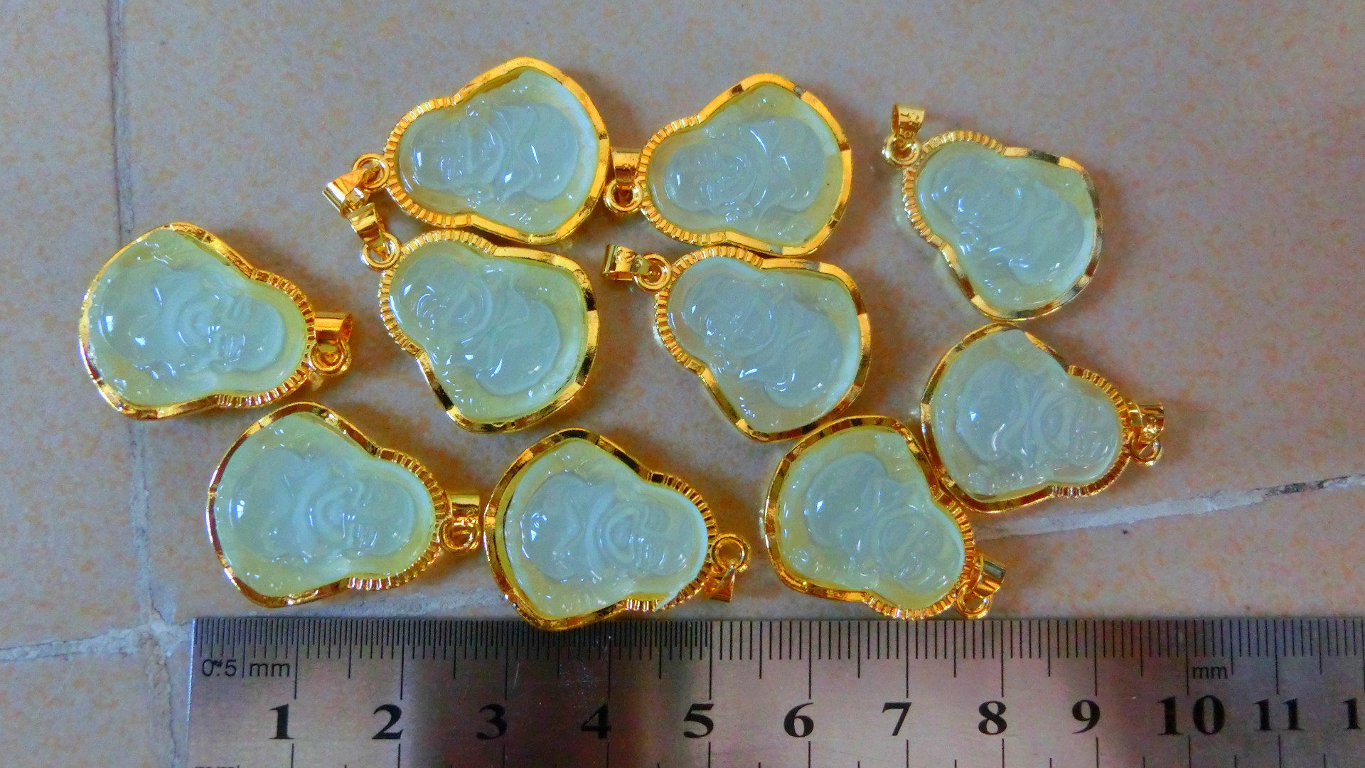 仿玉佛项链 金边冰种白佛吊坠2元批发 宗教用品 流行饰品保平安