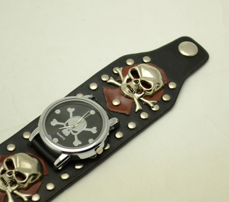 【火爆热销 朋克风铆钉骷髅头海盗船皮带 手表