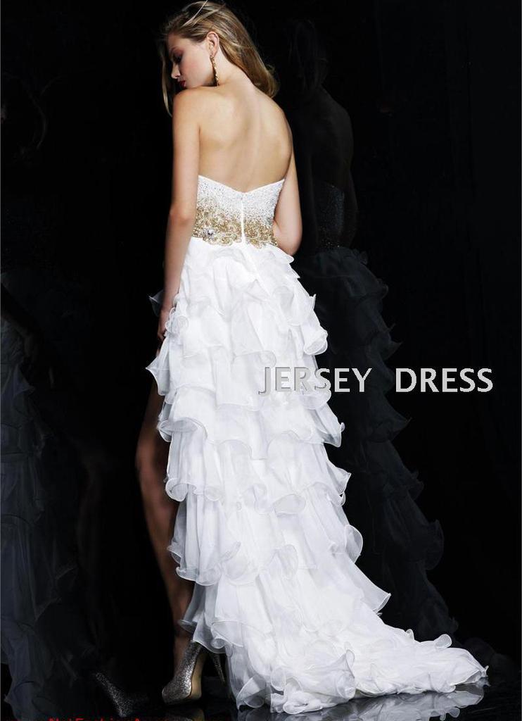 批发采购婚纱、礼服-明星同款钉珠前短后长拖