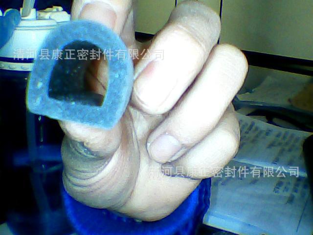 %E5%9B%BE%E7%89%87%20042[1]