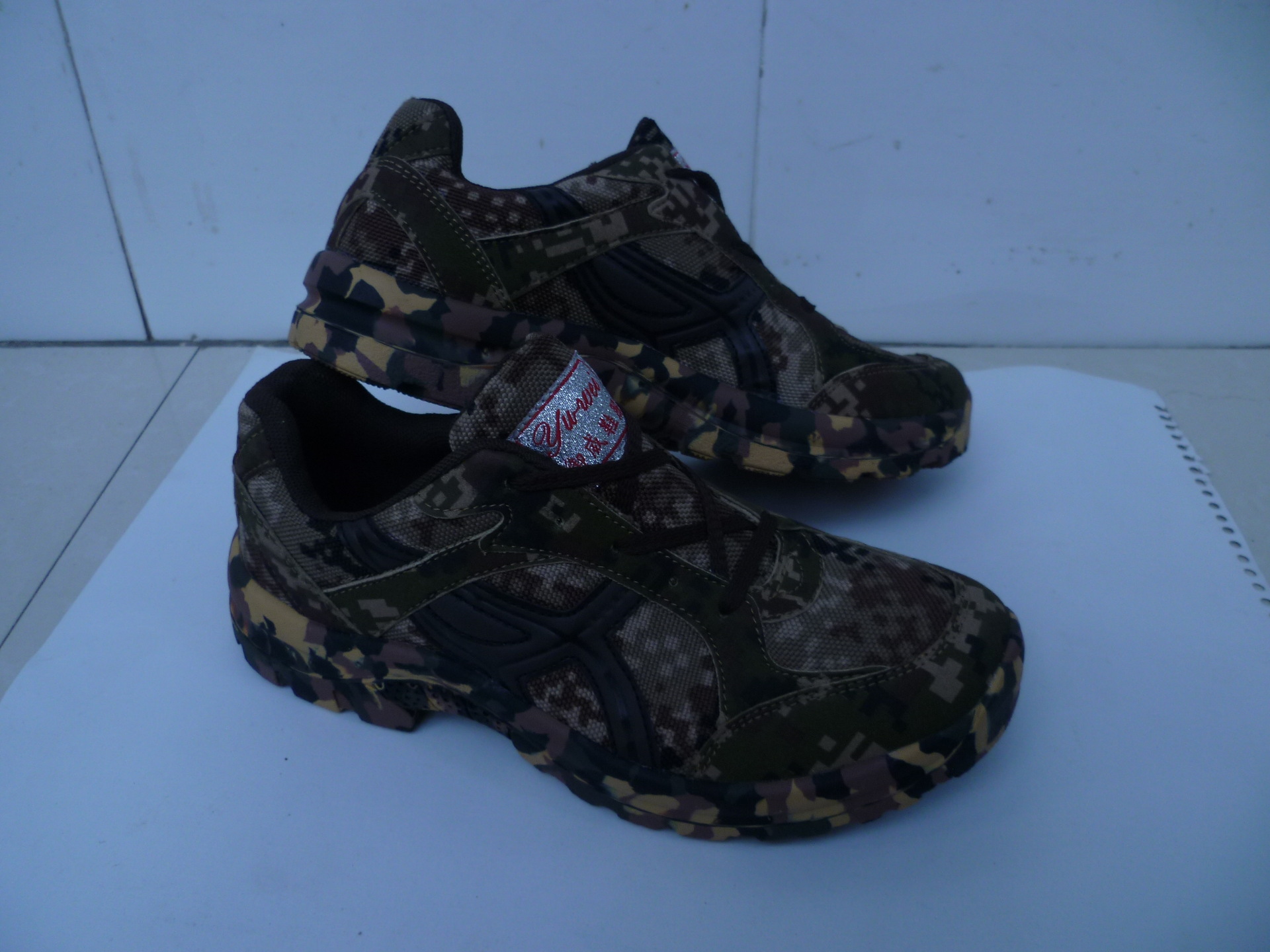 大量供应马拉松跑鞋，迷彩鞋，多威跑鞋，美军军用迷彩跑鞋训练鞋图片,大量供应马拉松跑鞋，迷彩鞋，多威跑鞋，美军军用迷彩跑鞋训练鞋图片大全,任志祥(个体经营)-马可波罗网