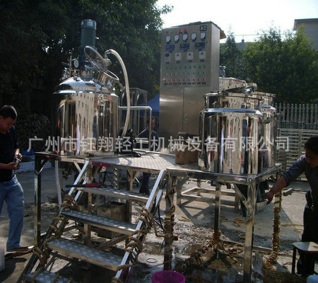 真空乳化装置  价格 95000元