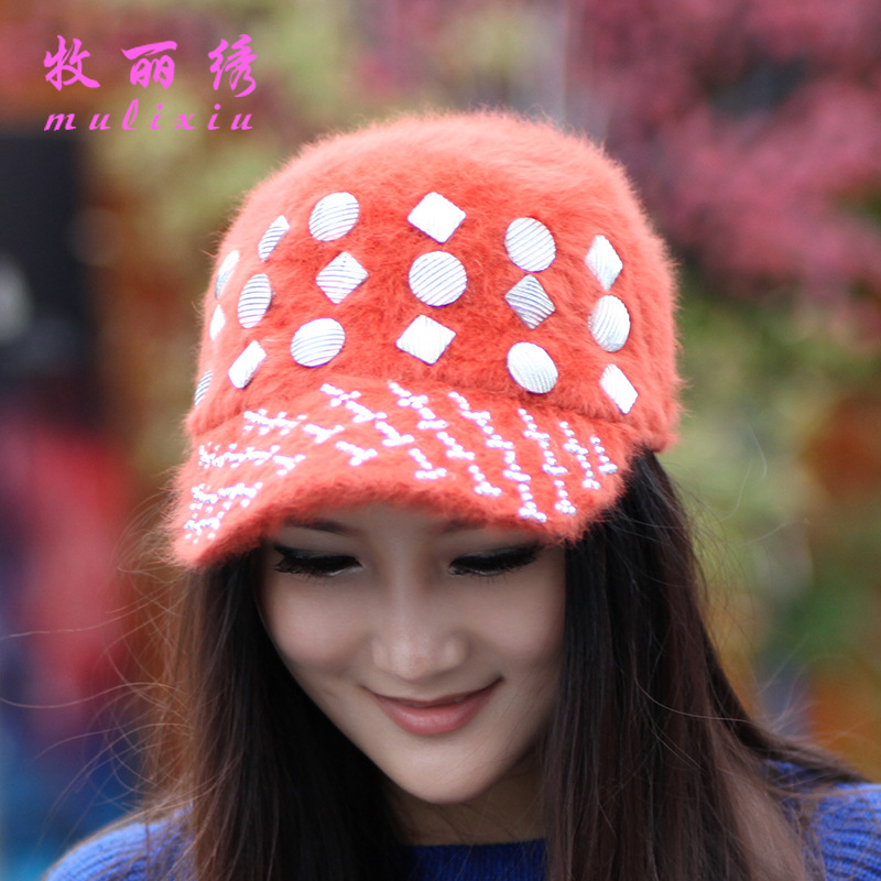 2013冬季新款时尚闪钻兔毛<em>棒球帽 女士</em>鸭舌帽