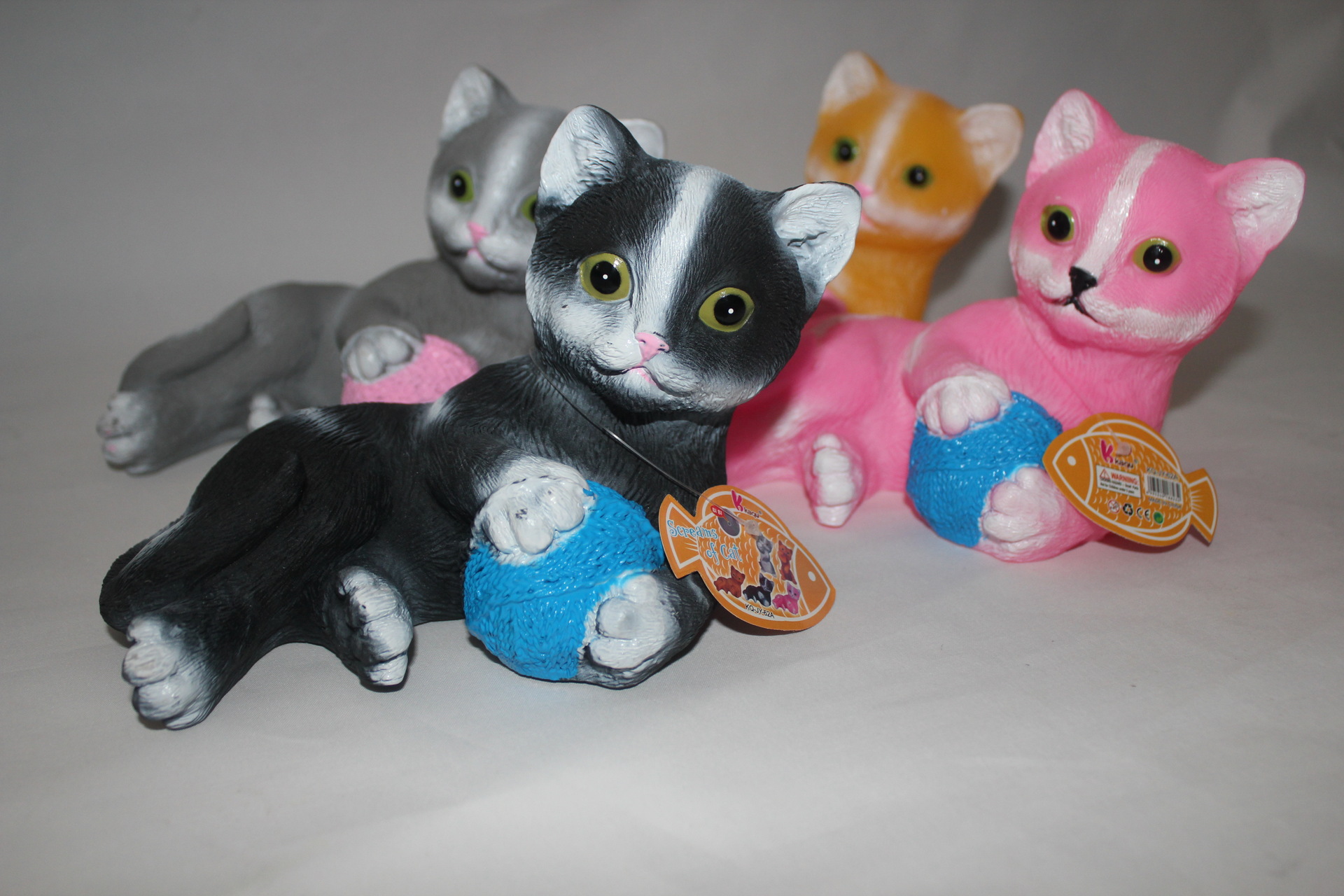 整蛊玩具-【搪胶】皮响新款 仿真小猫 皮响猫