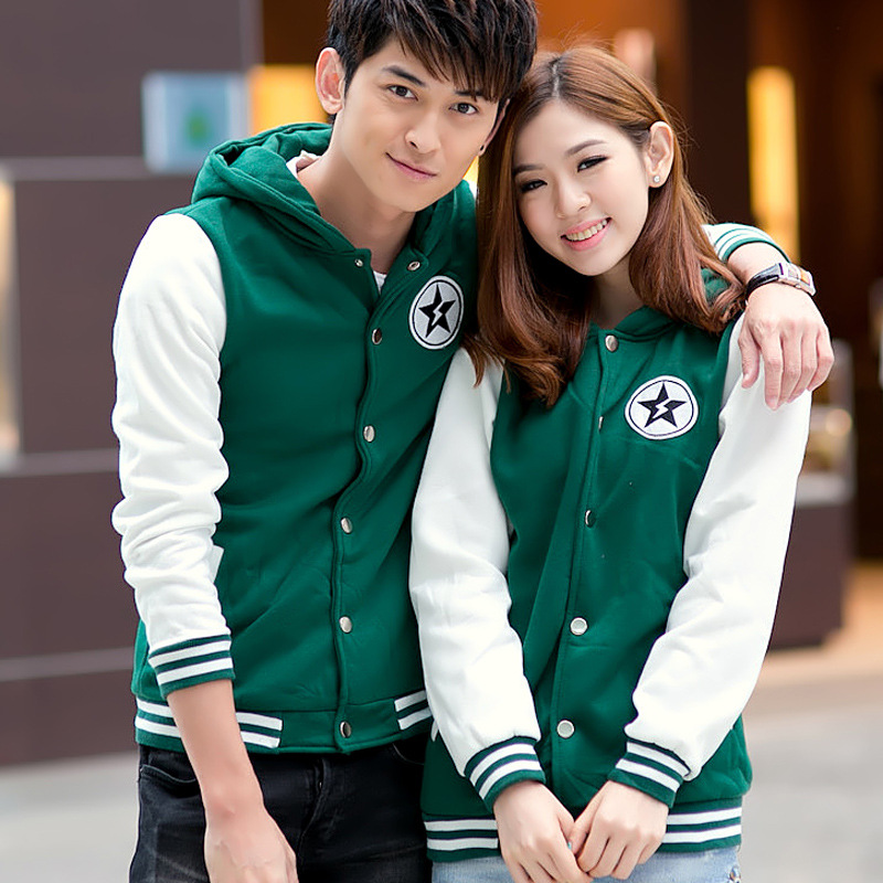 最新秋冬装实拍<em>韩版</em>星星连帽<em>情侣装</em>棒球服班服