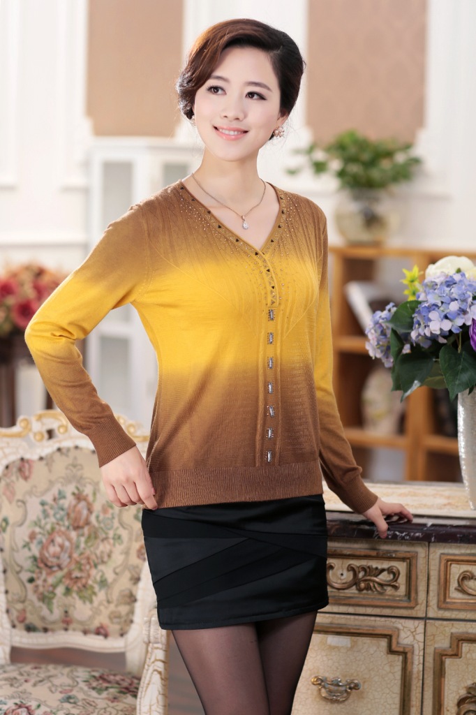 【中老年秋装女装圆领<em>毛衣中年</em>人<em>气质妈妈</em>装针