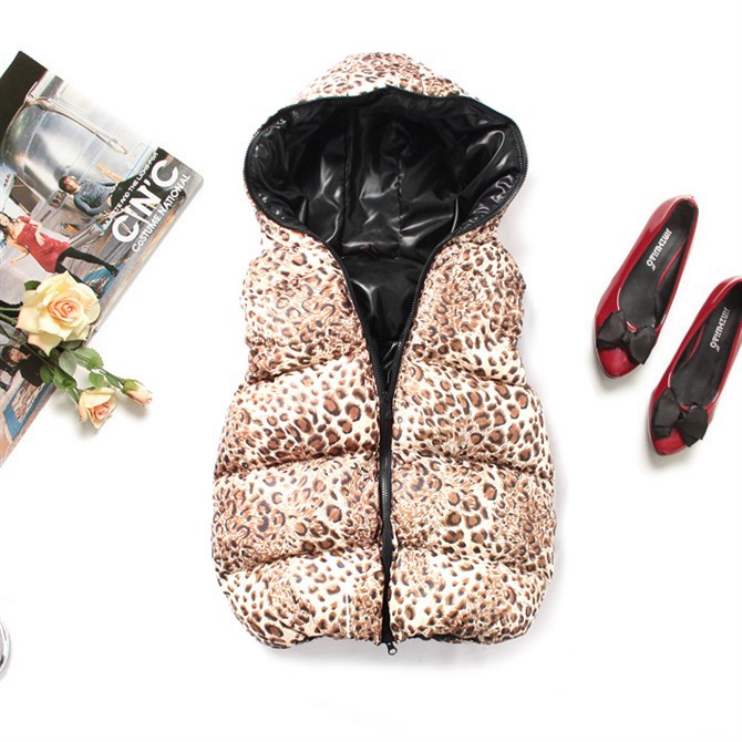 【时尚冬装 韩版女款亮面豹纹连帽棉<em>马甲</em>/<em>马夹</em>