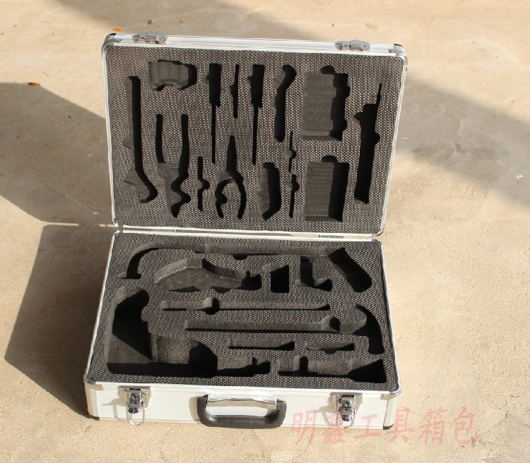 工具箱包-专业定制铝合金工具箱、仪器箱、收