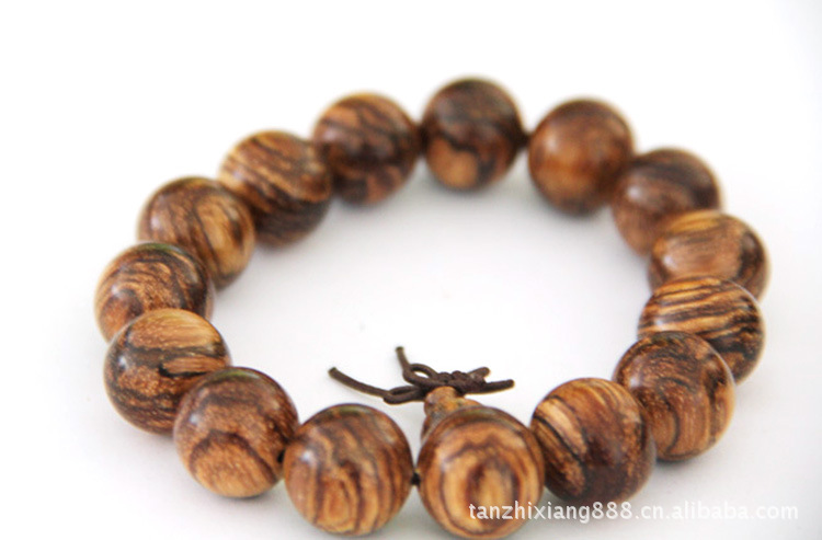 【【檀之香】天然印尼花奇楠手珠 沉香佛珠 1