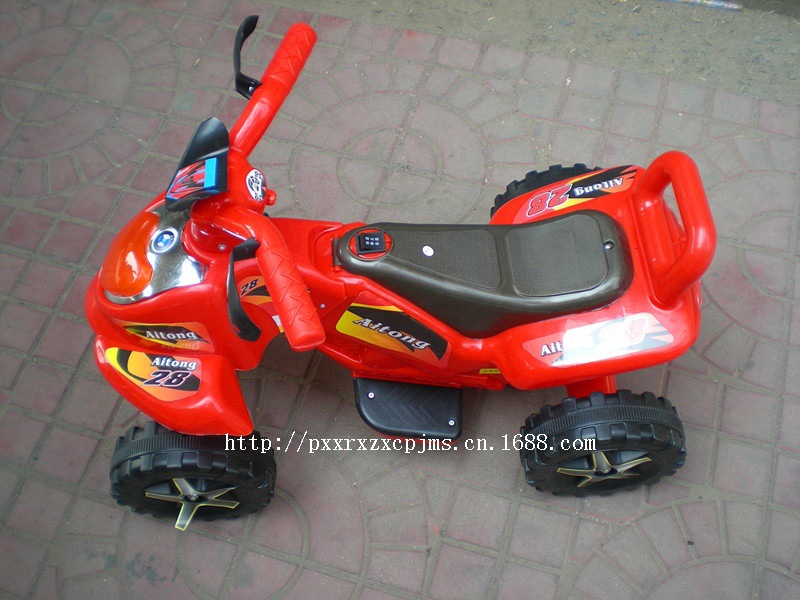 【供应新款儿童四轮卡丁车 前进后退 四轮小摩