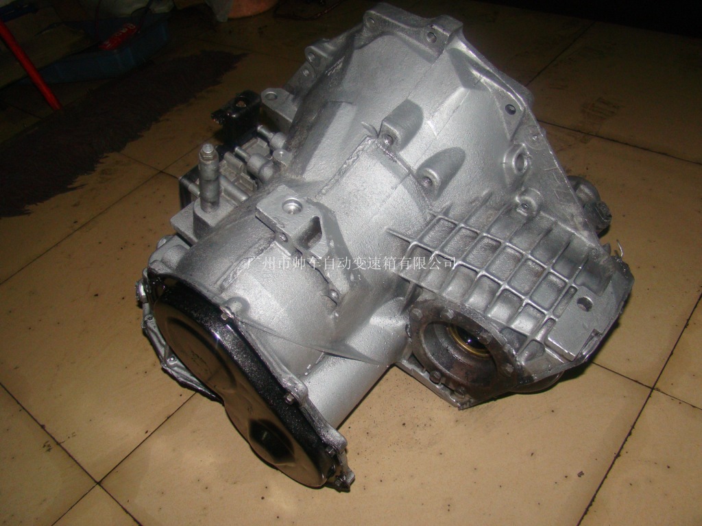 变速器-93年道奇3.3L 三星道奇自动变速箱总成