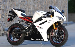供应杜卡迪 daytona 675r摩托车/跑车 qq870683352