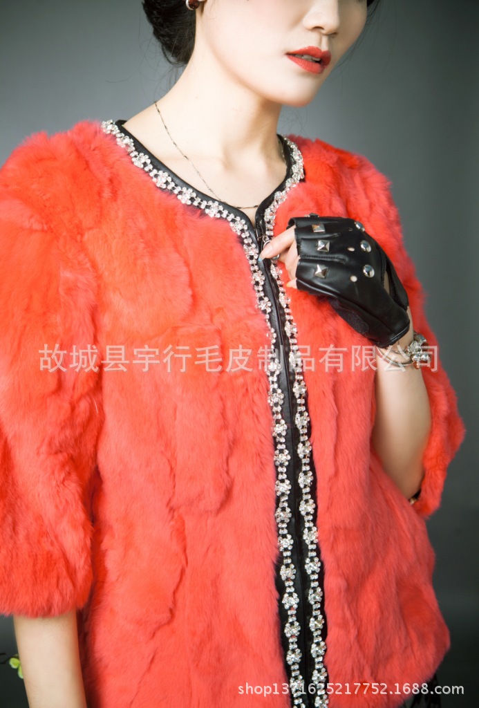 獺兔毛鑲鑽服裝