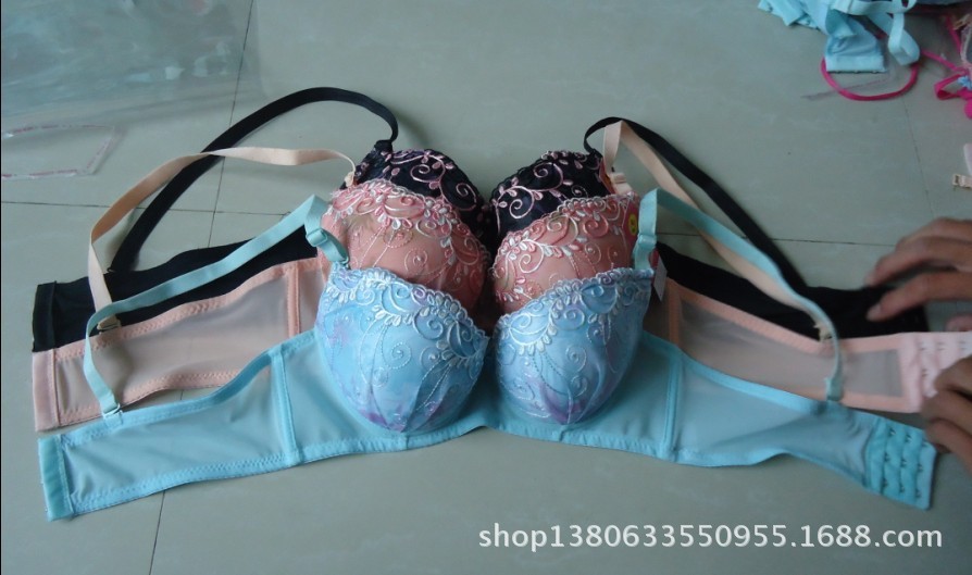 汕头厂家<em>批发文胸</em>调整型<em>文胸</em> 聚拢<em>文胸</em> 性感女