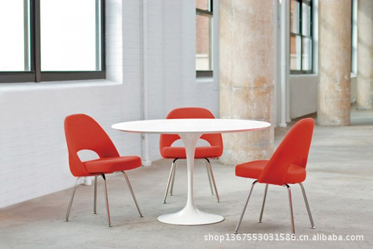 Knoll tulip side table