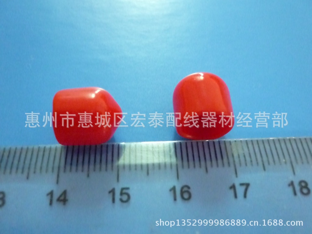 CS 8-8-12 红色防尘帽