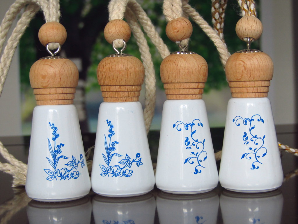 【青花瓷系列纪念品批发 香水空瓶包装 软陶香