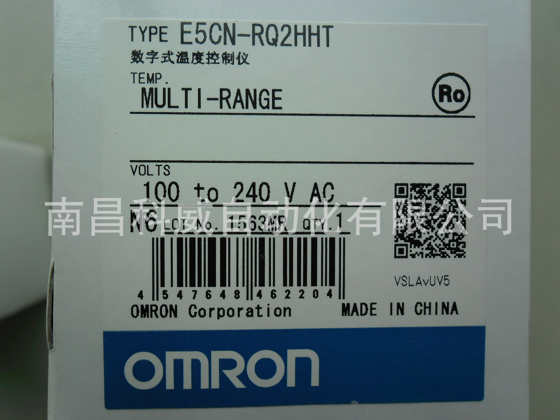 OMRON 數字式溫度控製器 E5CN-RQ2HHT (1)