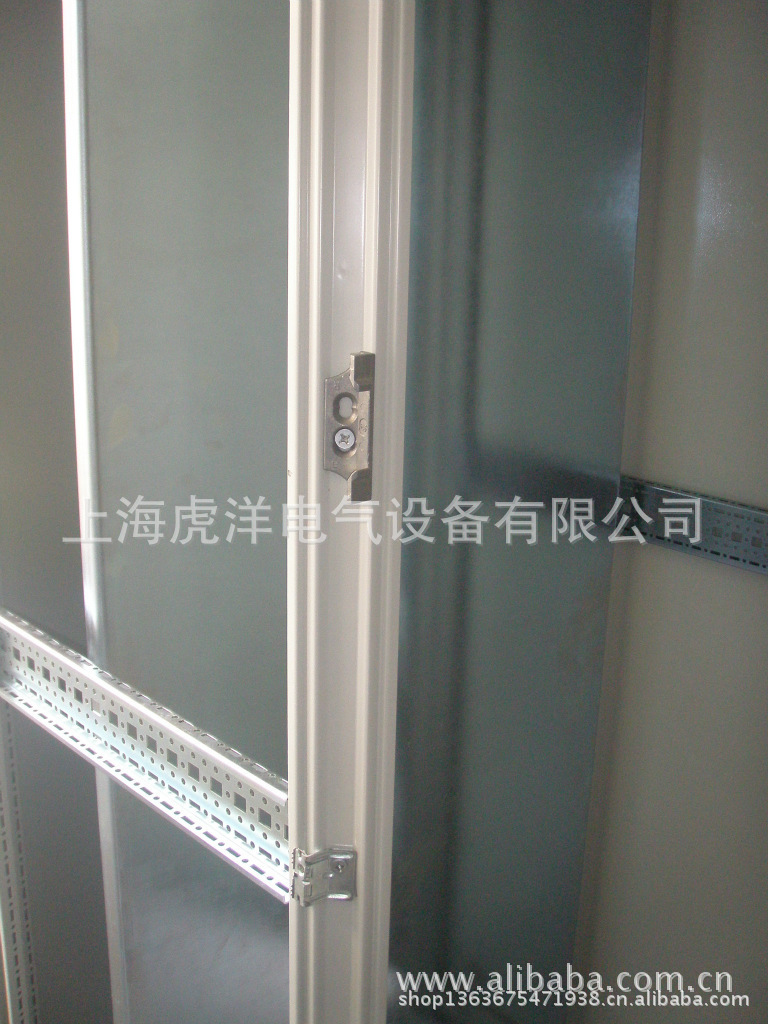 虎洋机箱机柜实物图片