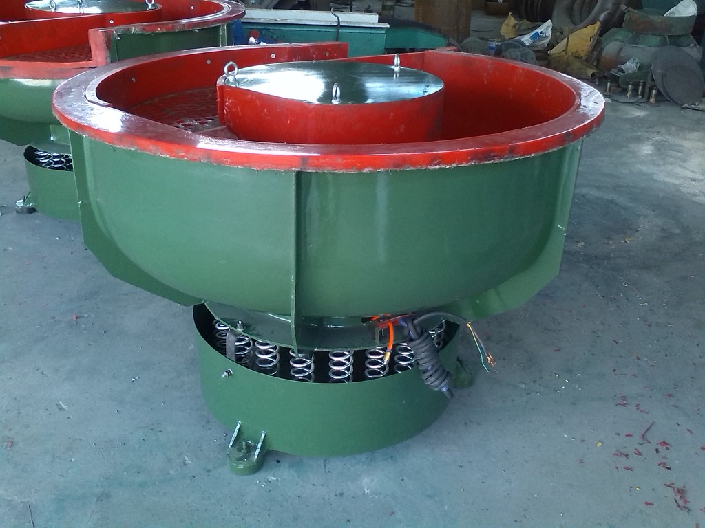 光饰机-供应多型号 研磨抛光机 滚筒研磨机 涡