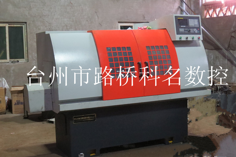 厂家直销 高精度数控专机 自动打孔机 plc自动数控车床 专用机床