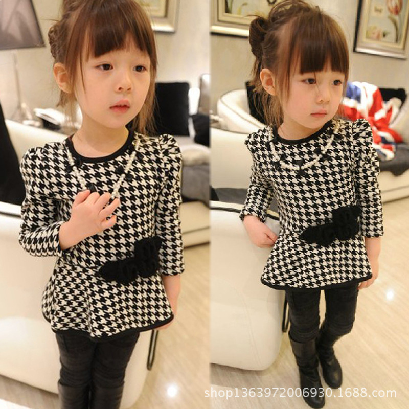 2013新款<em>女童装</em> 女童千鸟格连衣裙配珍珠项链