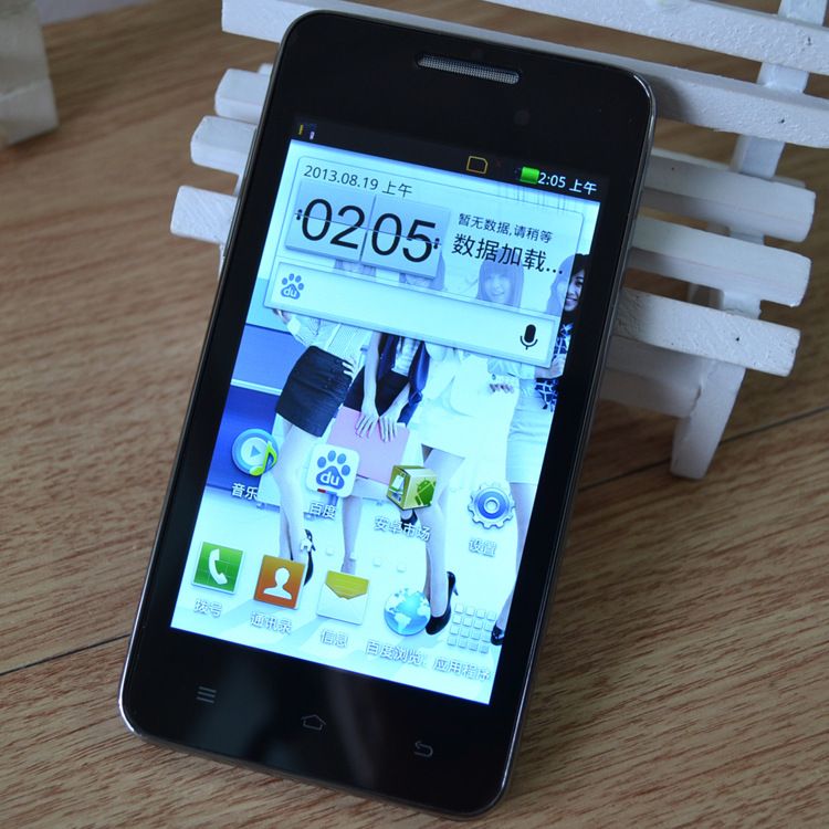 深圳智能手机批发 新款国威Z818 安卓4.0 4.0电