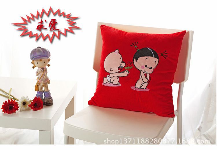 小破孩卡通情侣抱枕靠垫43