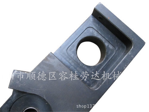 小巨炮全防结构加工中心MC650AL 劳达厂家直销供应立式加工中心