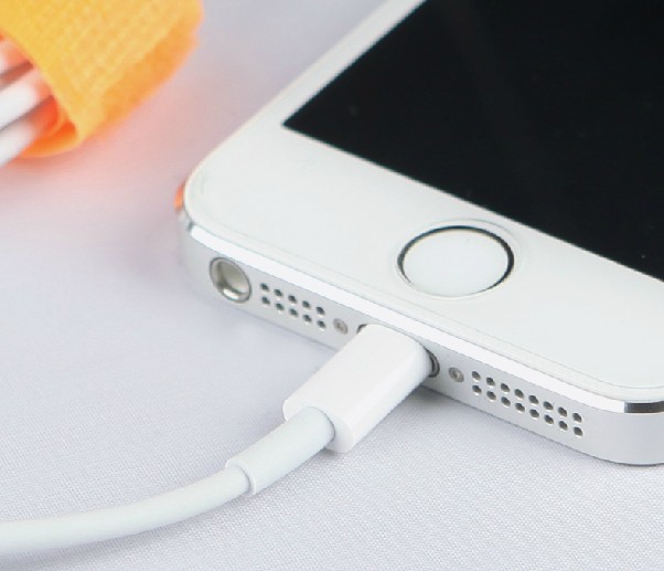 厂家供应 苹果5S手机数据线 ipad5充电数据传