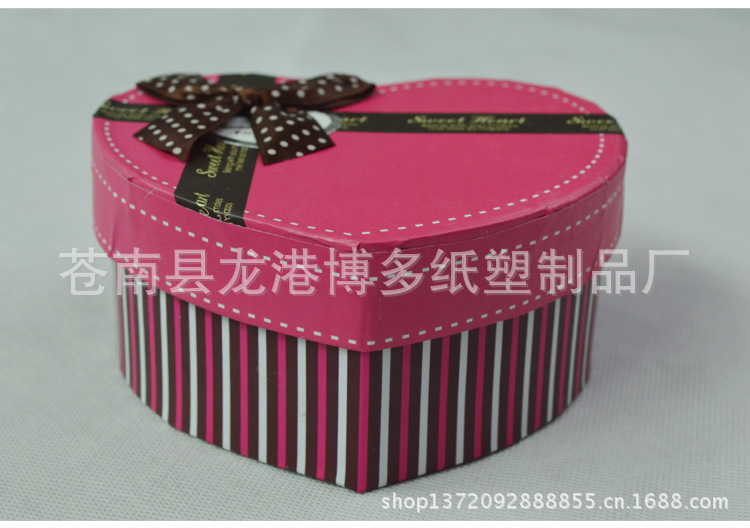 【厂家供应高档喜糖盒 爱心喜糖盒 婚礼喜糖盒