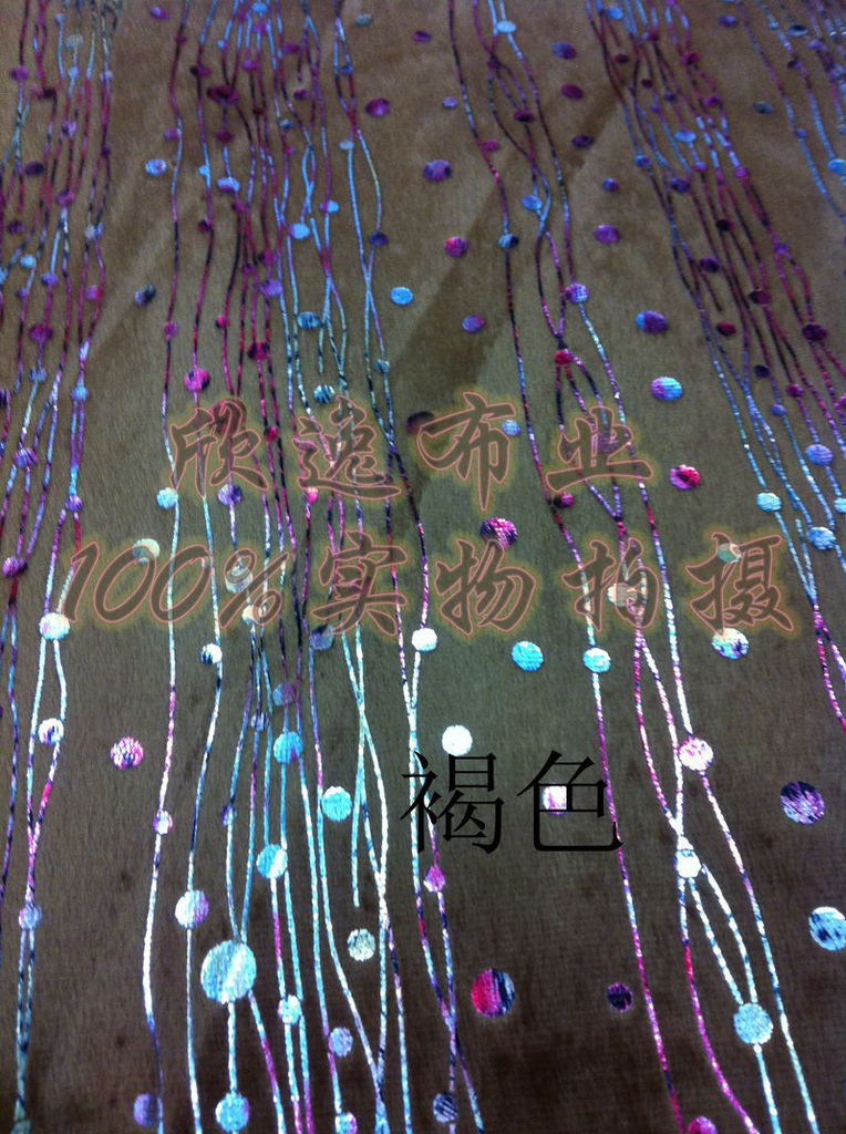 涤纶面料-供应仿超柔短毛绒镀铝膜烫金柳条型