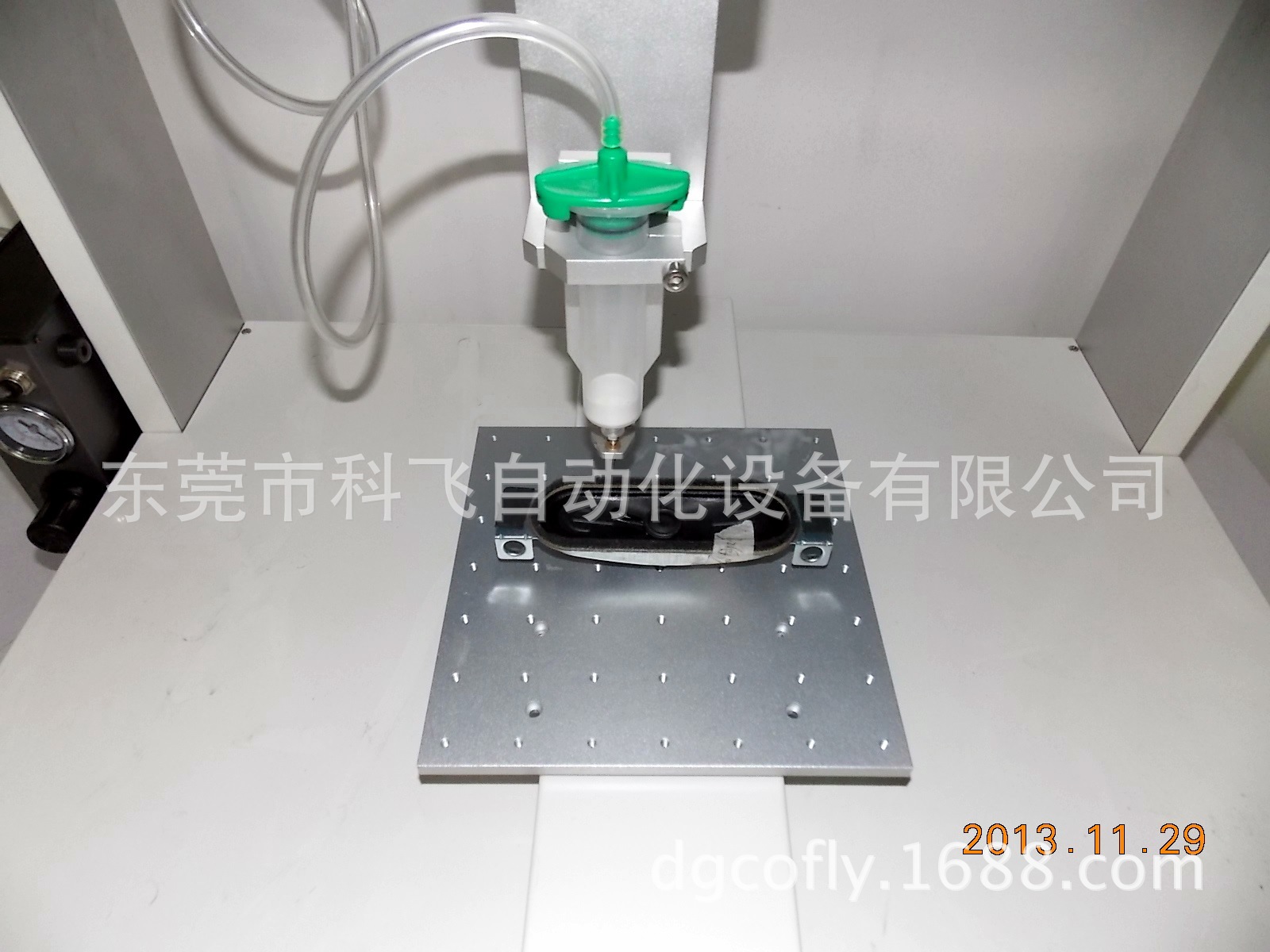 三轴黑胶点胶机