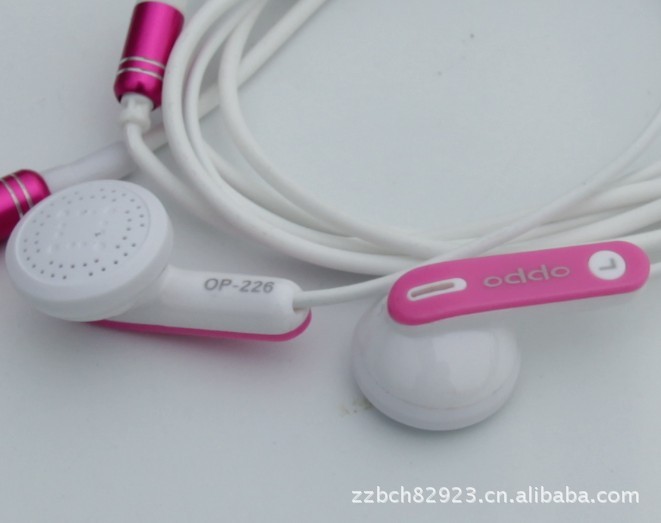 耳机-OPPO-226 音质超棒 金属插头 低音炮耳机