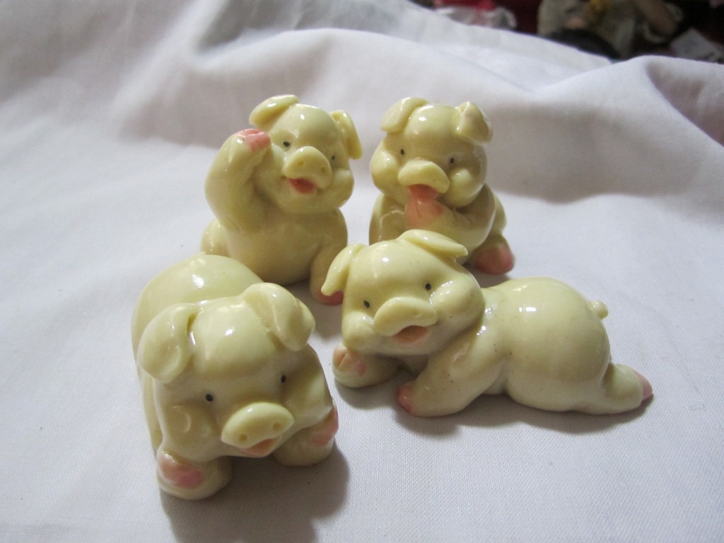 【四喜猪 招财猪 发财猪 可爱的小猪猪 一套4个