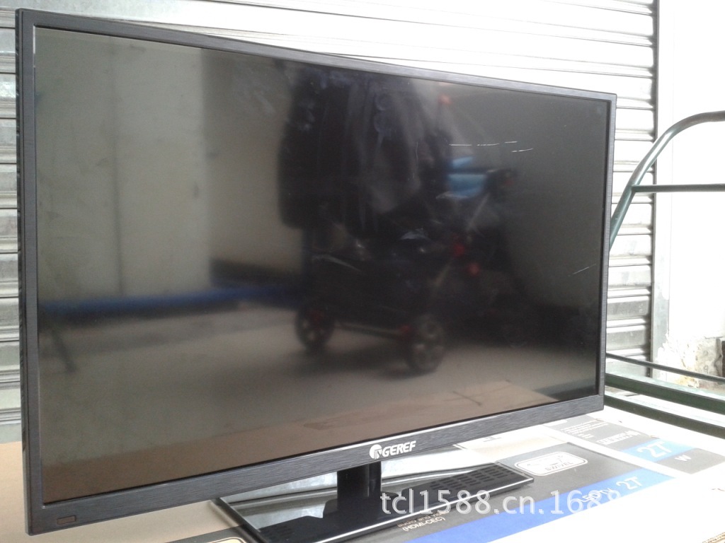LED3208新款超薄电视 (1)