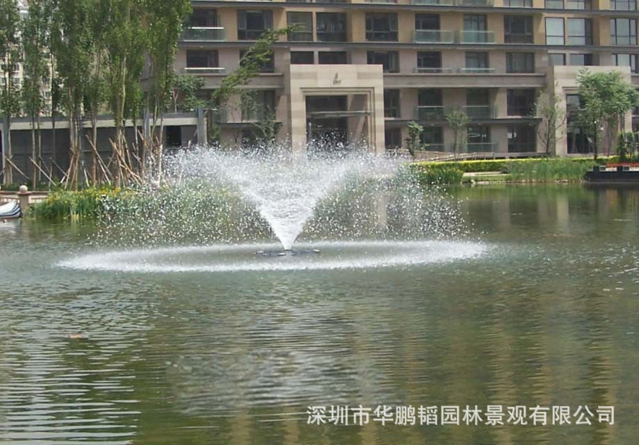喇叭花形喷泉图片_