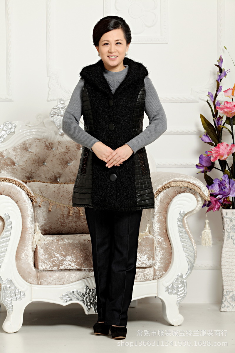 2013新款中老年冬装外套棉服<em>女中长款</em>大<em>马甲</em>
