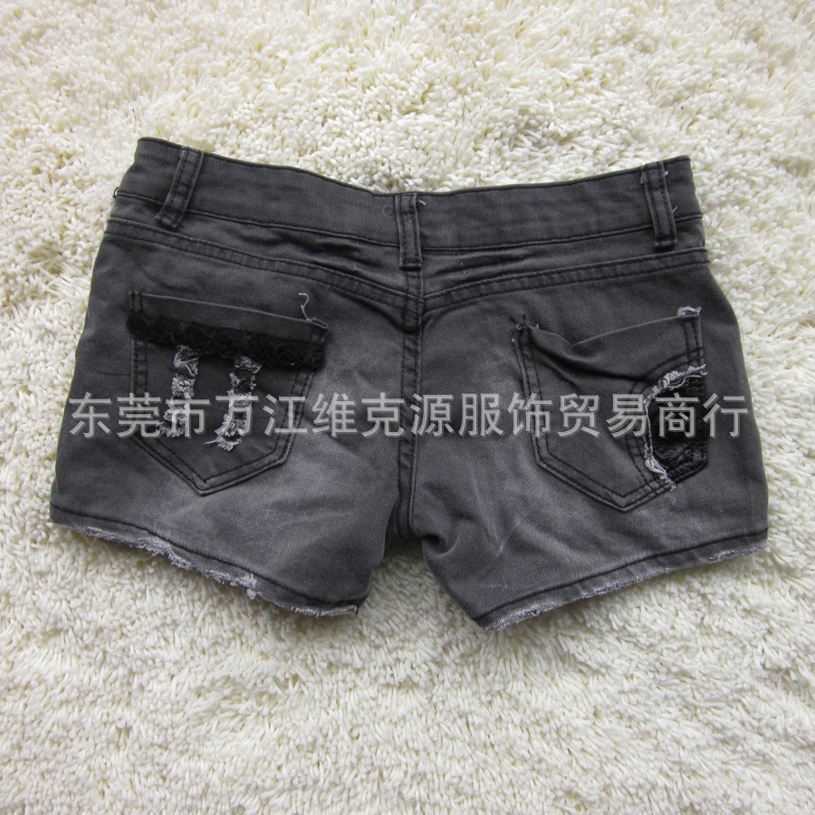 12元女装短裤