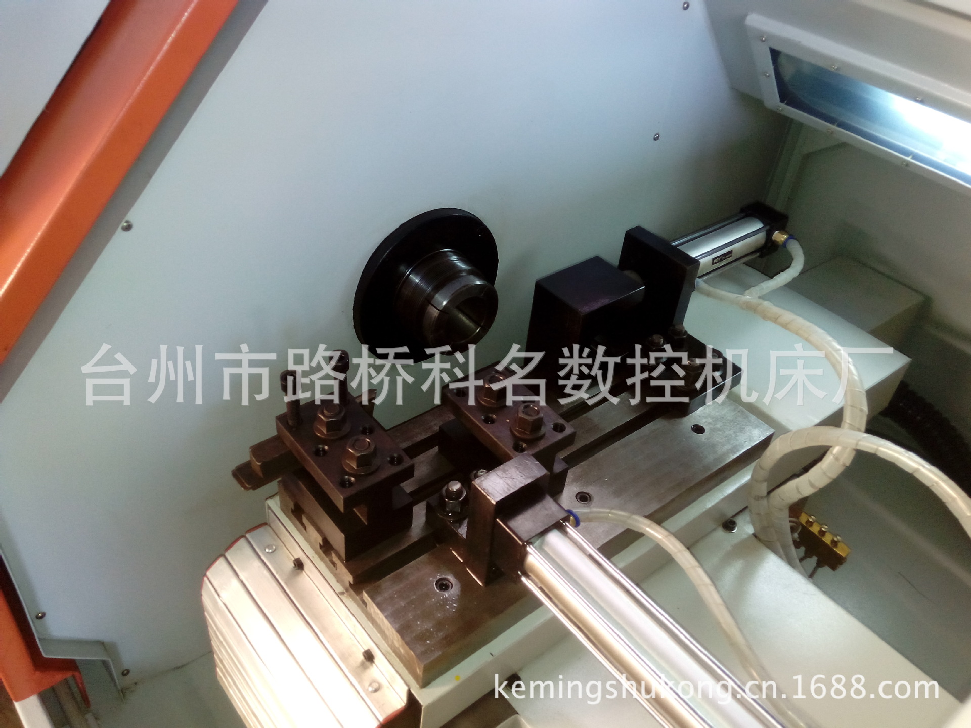 数控车床厂家直销 0640带尾座高精度数控车床 浙江经济型数控机床