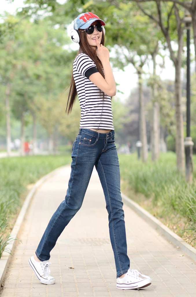 【提臀修身显瘦<em>靓妹</em>款 <em>牛仔</em>小脚裤501#】价格