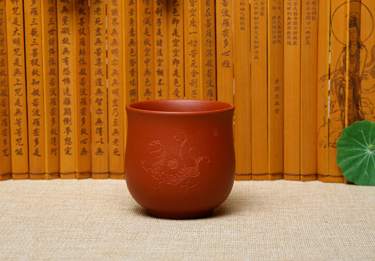 宜兴紫砂口杯 全手工刻绘品茗杯 周俊良作品 朱泥刻绘神兽口杯