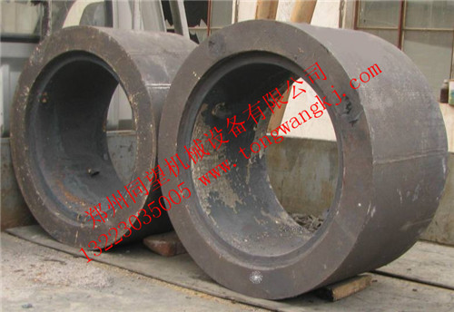 辊式破碎机配件1